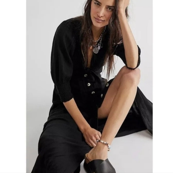 NWT Free People String of Hearts Cut Out Smocked Maxi Dress black Size XS - Picture 3 of 12